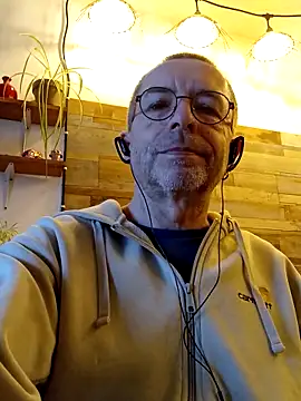 Xavspank2 online show from 02/10/26, 10:36