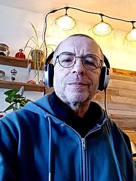 Xavspank2 online show from 02/17/26, 10:23