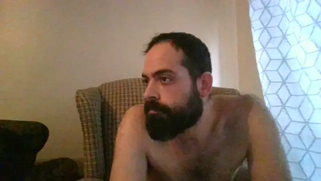 guccititi online show from 11/21/25, 07:13