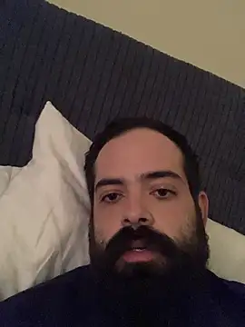 guccititi online show from 12/15/25, 04:57