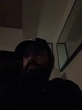 guccititi online show from 02/21/26, 05:37