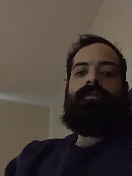 guccititi online show from 12/22/25, 07:47