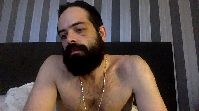 guccititi online show from 09/19/25, 10:41