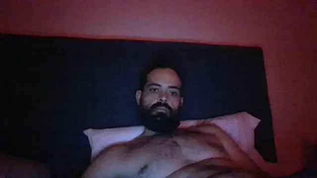 guccititi online show from 11/21/25, 07:07