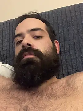 guccititi online show from 12/20/25, 12:02