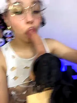 Emma Winslow online show from 11/22/25, 05:28