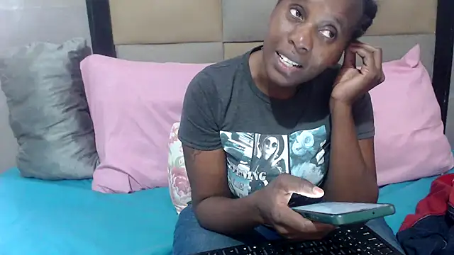 Snapshot of DIVAASS1 chatting on 02/24/26, 07:53 DIVAASS1 online show from 02/24/26, 07:53