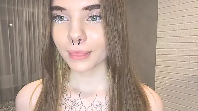 CarolinePepper online show from 02/25/25, 04:14
