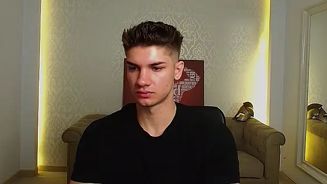 MaxKaiden online show from 09/21/25, 09:25