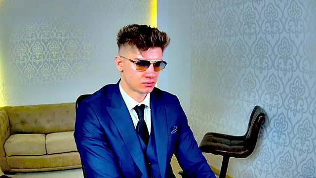 MaxKaiden online show from 02/14/26, 06:24