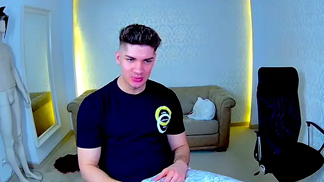 MaxKaiden online show from 02/13/26, 06:13