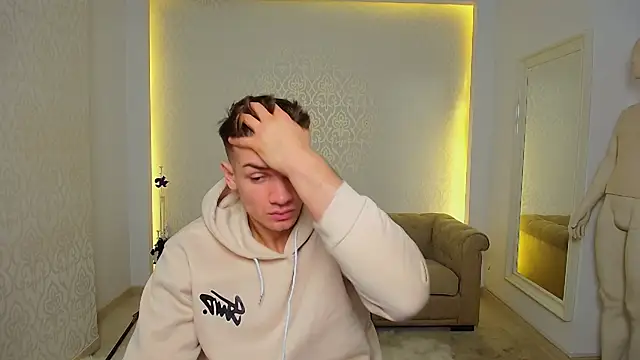 MaxKaiden online show from 11/09/25, 05:33