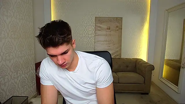 MaxKaiden online show from 10/12/25, 04:47