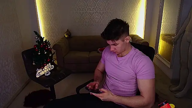 MaxKaiden online show from 11/27/25, 05:41