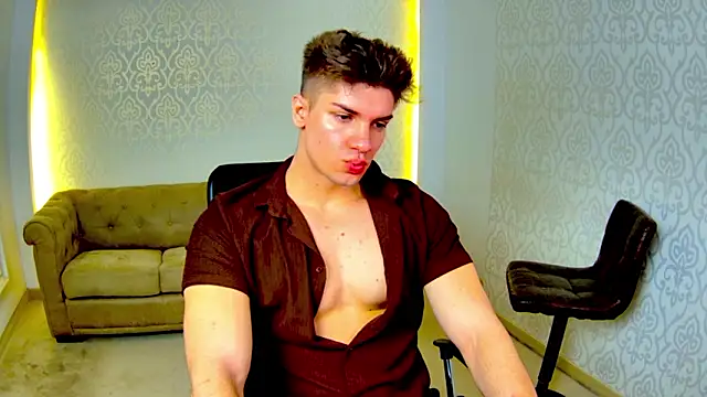 MaxKaiden online show from 02/25/26, 05:40