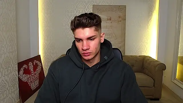 MaxKaiden online show from 10/06/25, 04:35