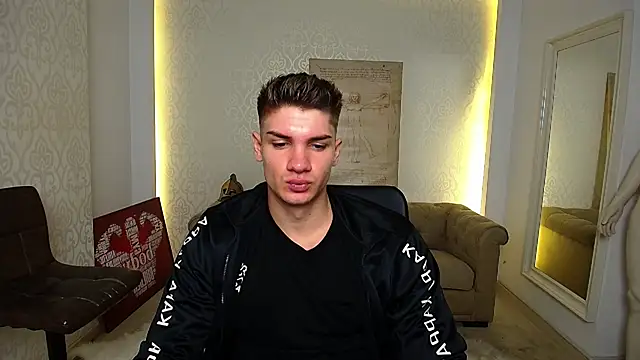 MaxKaiden online show from 10/17/25, 04:49