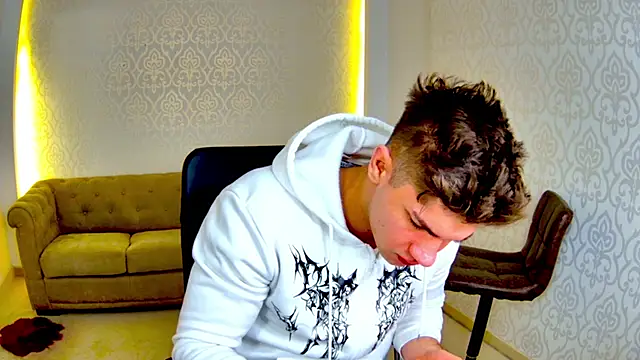 MaxKaiden online show from 02/24/26, 05:41