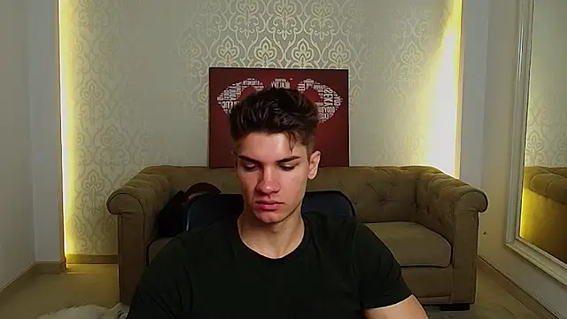 MaxKaiden online show from 09/13/25, 04:45