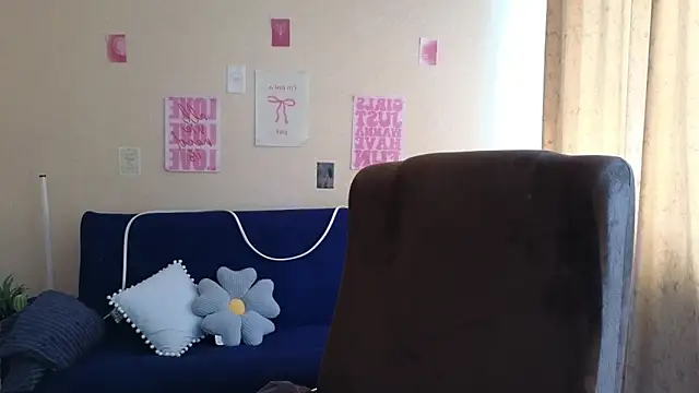 Snapshot of Sandra_Snowflake chatting on 05/08/26, 12:09 Sandra Snowflake online show from 05/08/26, 12:09