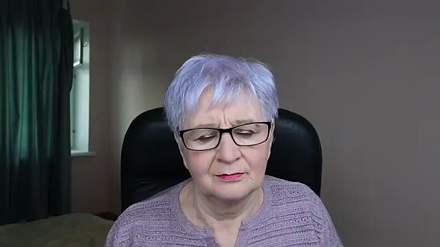 Sandra Snowflake online show from 03/20/25, 03:56