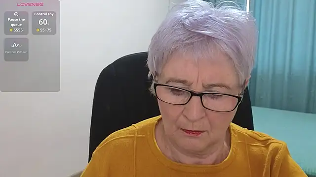 Sandra Snowflake online show from 11/22/25, 11:53