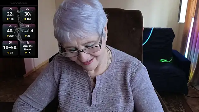 Snapshot of Sandra_Snowflake chatting on 04/03/26, 10:32 Sandra Snowflake online show from 04/03/26, 10:32