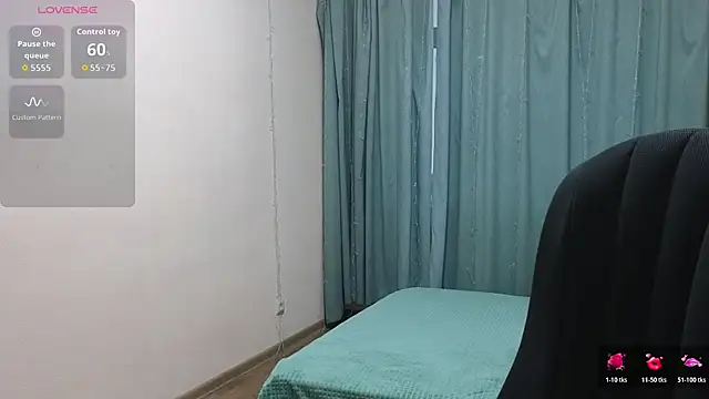 Sandra Snowflake online show from 11/29/25, 12:05