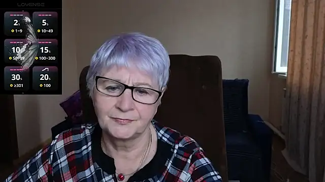 Snapshot of Sandra_Snowflake chatting on 03/26/26, 12:47 Sandra Snowflake online show from 03/26/26, 12:47