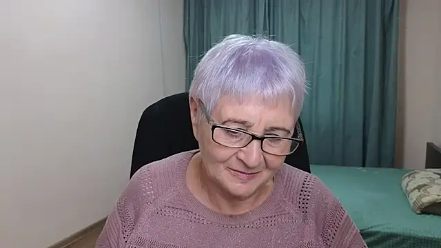 Sandra Snowflake online show from 10/20/25, 11:55