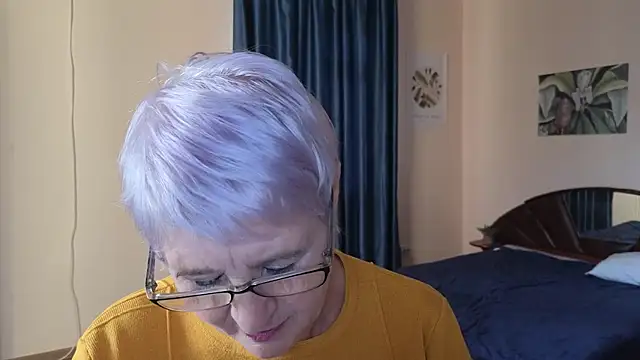 Sandra Snowflake online show from 11/20/25, 11:44