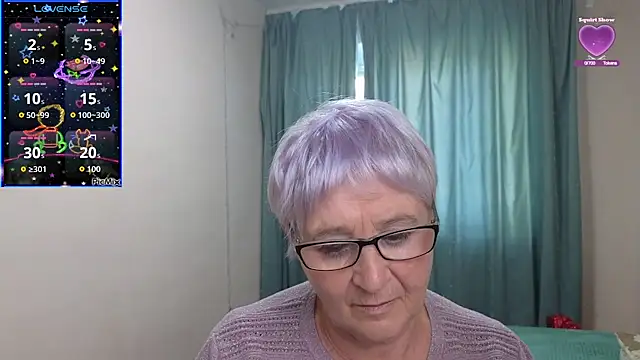 Sandra Snowflake online show from 09/30/25, 12:22