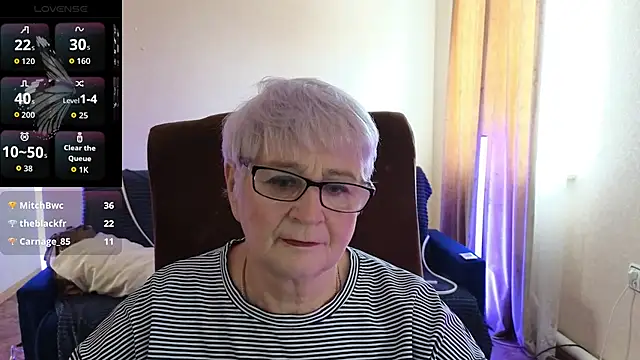 Snapshot of Sandra_Snowflake chatting on 04/04/26, 08:10 Sandra Snowflake online show from 04/04/26, 08:10