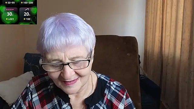 Snapshot of Sandra_Snowflake chatting on 02/17/26, 11:40 Sandra Snowflake online show from 02/17/26, 11:40