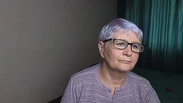 Sandra Snowflake online show from 09/18/25, 11:35