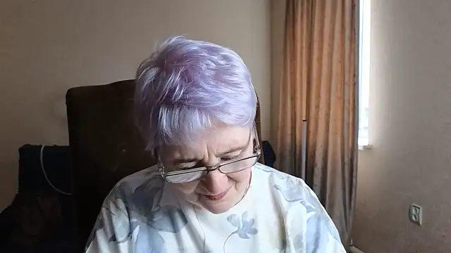 Snapshot of Sandra_Snowflake chatting on 04/14/26, 03:55 Sandra Snowflake online show from 04/14/26, 03:55