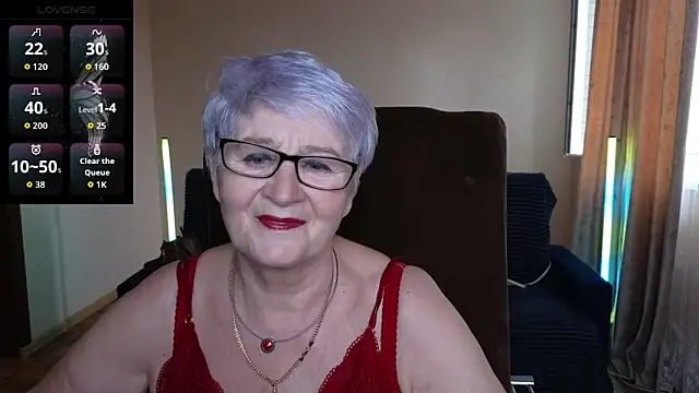 Snapshot of Sandra_Snowflake chatting on 04/02/26, 12:01 Sandra Snowflake online show from 04/02/26, 12:01