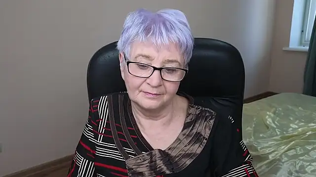 Sandra Snowflake online show from 03/13/25, 10:36