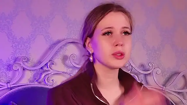 BECKI VRES online show from 11/10/25, 08:47