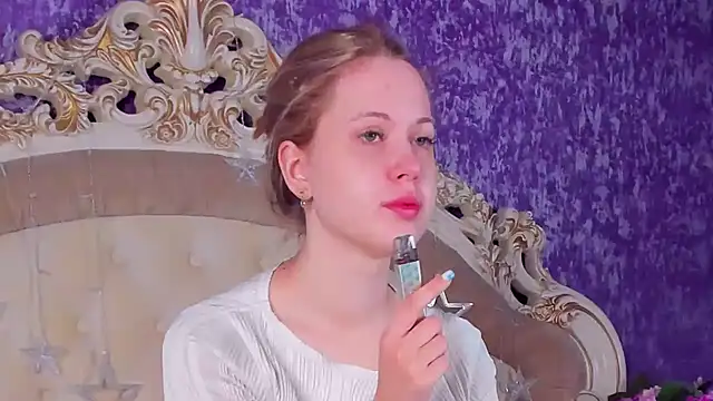 Snapshot of BECKI_VRES chatting on 03/08/25, 10:22 BECKI VRES online show from 03/08/25, 10:22