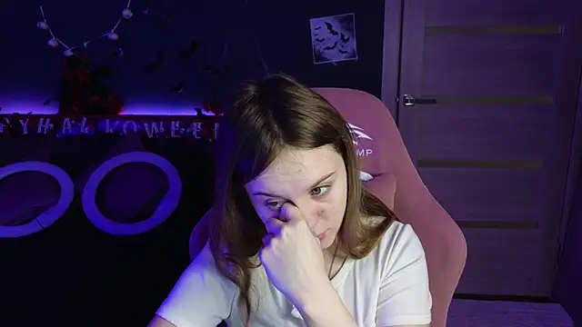 Dyna bae online show from 10/31/25, 02:08