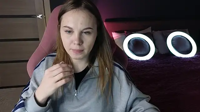 Dyna bae online show from 10/08/25, 08:16