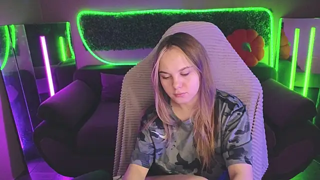 Dyna bae online show from 11/26/25, 09:09