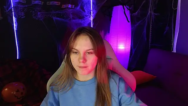 Dyna bae online show from 10/24/25, 01:59