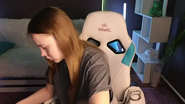 Dyna bae online show from 09/28/25, 01:45