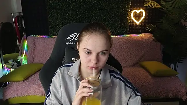 Dyna bae online show from 09/14/25, 01:50