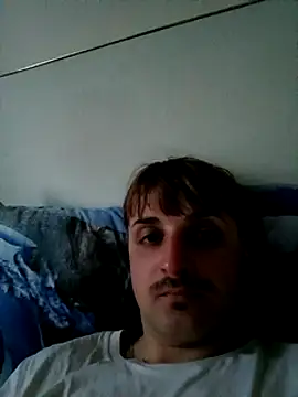 Snapshot of Eusuntnoulgigolo chatting on 03/13/25, 06:12 Eusuntnoulgigolo online show from 03/13/25, 06:12