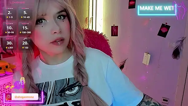 Sparkle Mona online show from 03/19/25, 01:54