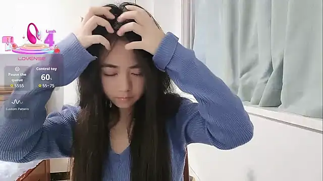 Snapshot of Lucy-xixi chatting on 02/22/26, 05:10 Lucy-xixi online show from 02/22/26, 05:10