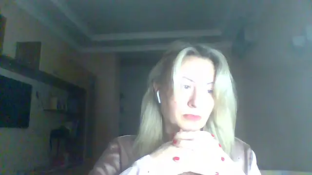 Snapshot of Mary888x chatting on 03/02/25, 05:52 Mary888x online show from 03/02/25, 05:52